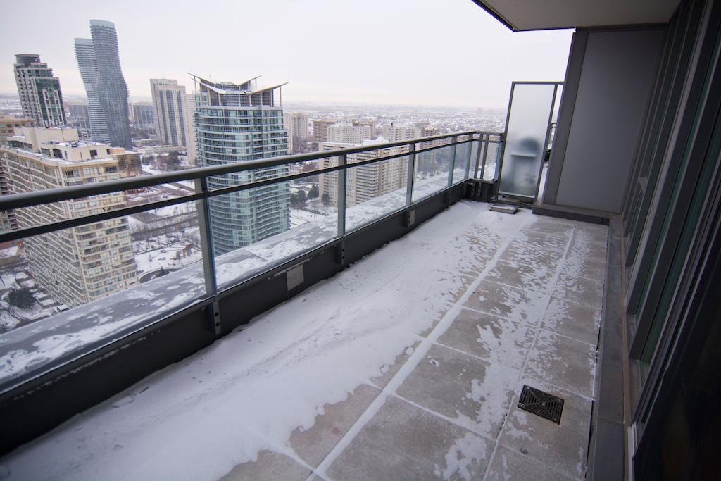 Maplewood Furnished Suites Mississauga Exterior photo